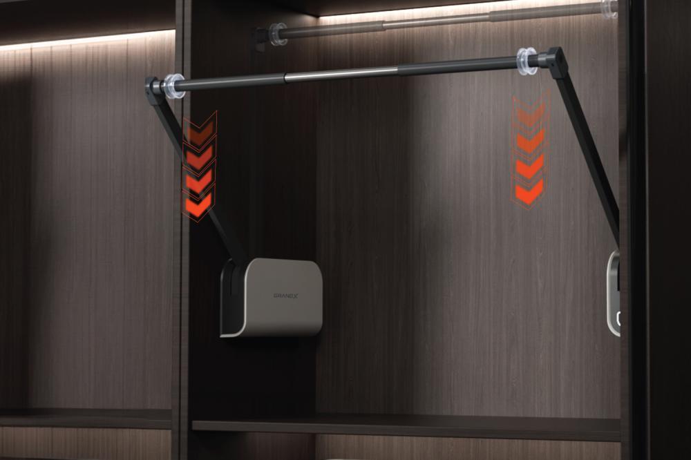 Tay nâng móc áo bằng điện 764-1064mm GrandX XM.15E